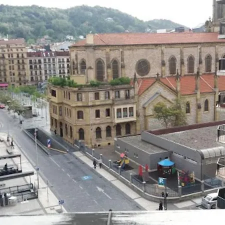 Confort 10 En Gros Апартаменты *